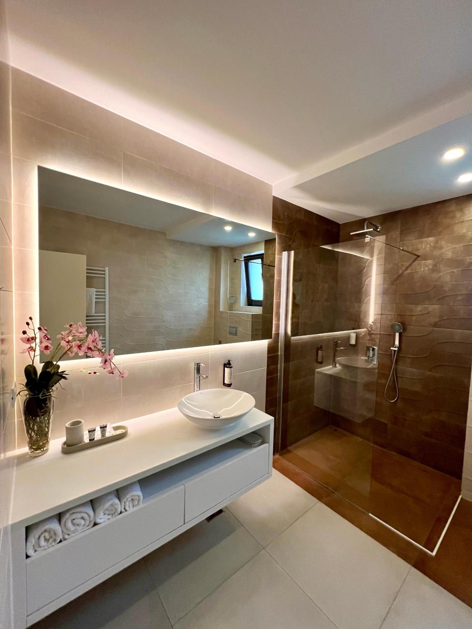 Năvodari Mamaia Moments Villa, Mamaia Nord מראה חיצוני תמונה