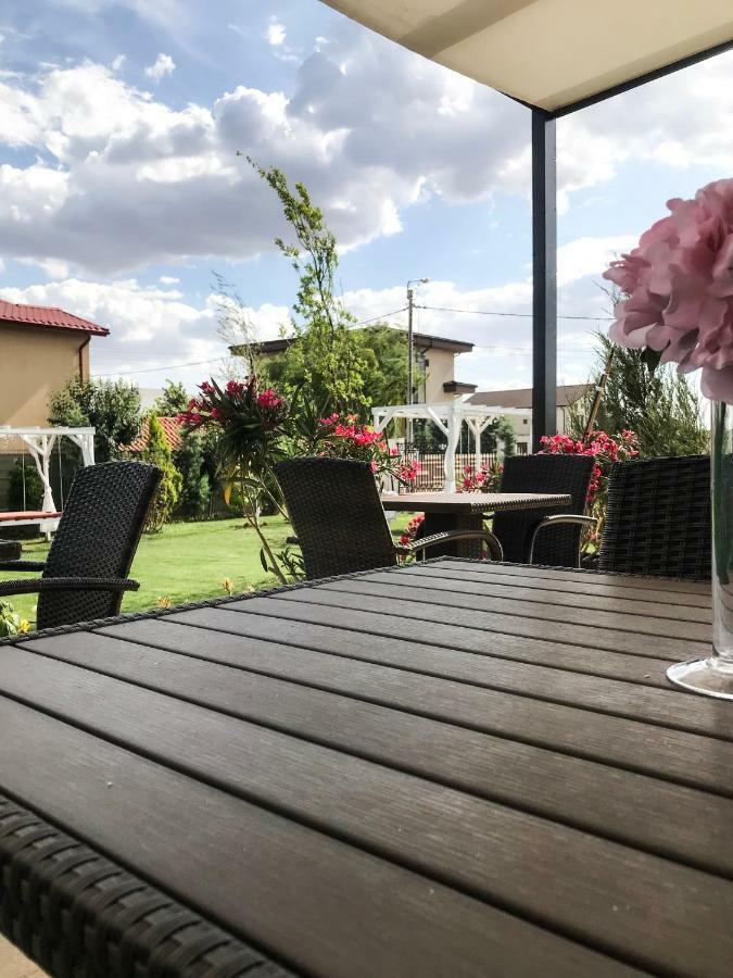 Năvodari Mamaia Moments Villa, Mamaia Nord מראה חיצוני תמונה